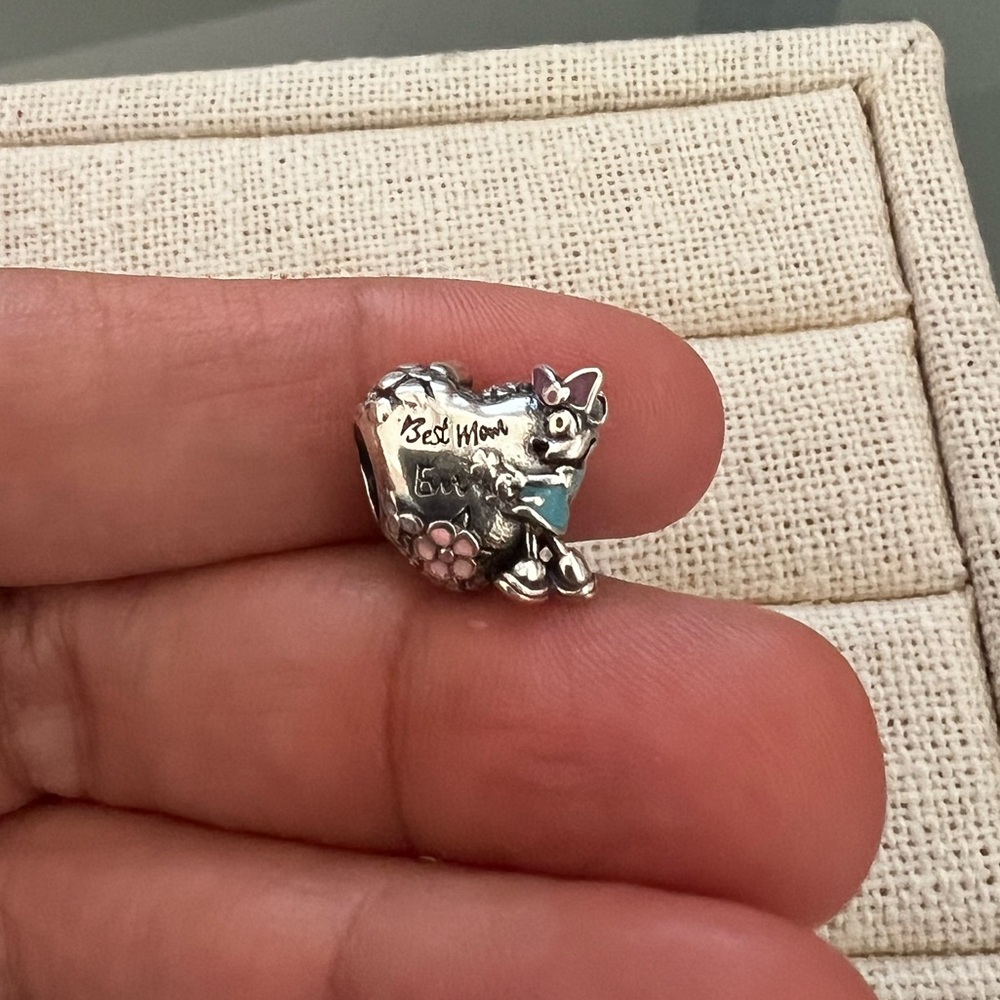 Pandora Disney Parks Best Mum Ever Minnie Mouse Heart Charm